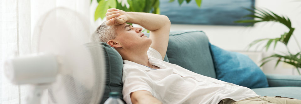 Extreme Hitze überfordert die körpereigene Thermoregulation und kann alle Organsysteme schädigen.